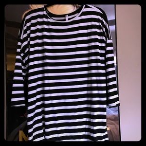 Honey & Lace Bl & Wh Striped California Tunic